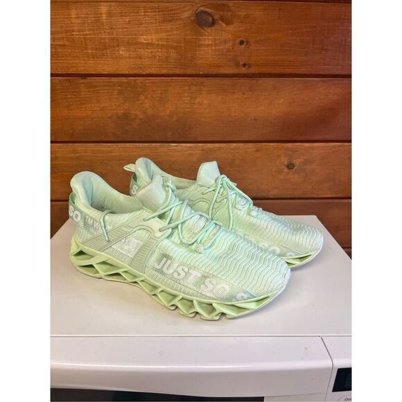 Just So So Mens Running Shoes Walking Non Slip Blade Sneakers Sz ( 45). 12 - Picture 1 of 8